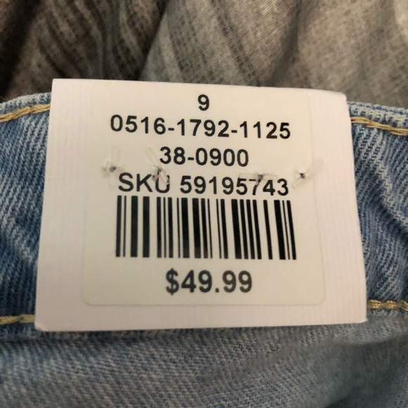 Ripped jeans - Picture 3 of 4